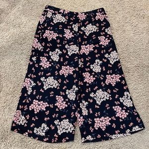 Floral flowy pants